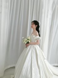 -挪娅婚纱摄影皇家会所