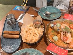 -CRAZYONES西班牙海鲜饭(上海美罗城店)