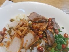 -牛八宝桂林米粉(八里庄店)