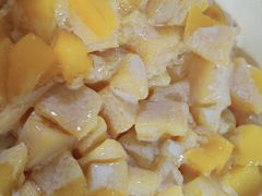 黄桃炼乳冰-美肴冰品·汉堡·牛腩饭(总店)