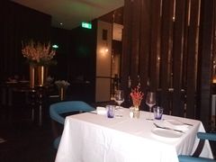 -卡佩罗意大利餐厅及酒吧Al Cappello Trattoria