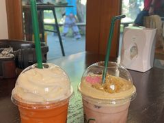 -Chom Cafe and Restaurant