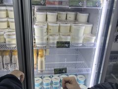 -正飞鲜奶(吐鲁番路店)