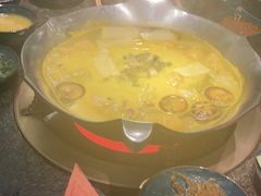 -湊湊火锅·茶憩(打浦桥日月光店)