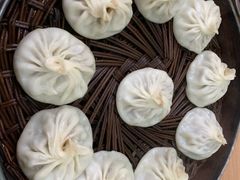 牛肉汤包-清真老铁家灌汤包