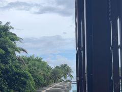 -亚龙湾喜来登·美景台大堂吧