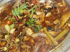 -鸿亨泰杂鱼馆(港馨家园店)