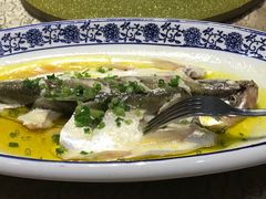 -山明水秀大饭店