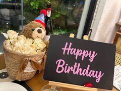 -Mark&Mars Restaurant