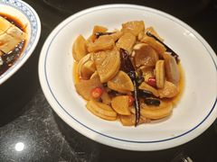 -鱼窝棚柴火铁锅炖(富山屯店)