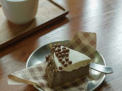 -SAFARI COFFEE