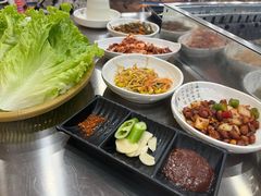 -牛信亭韩国料理·炭火烤肉(紫藤路店)