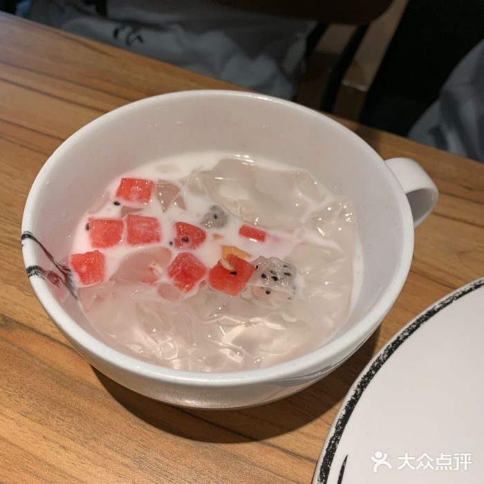 太二酸菜鱼(花都来又来店)现任椰奶冰粉图片