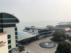 -苏州金鸡湖中茵皇冠假日酒店