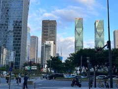 -小炳胜(卓悦中心店)