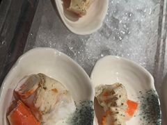 -雍容荟帝王蟹活龙虾展台自助(IFS黑金店)