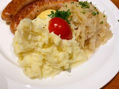-申德勒加油站餐厅(三里屯北小街店)