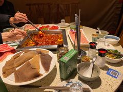 -二荆条·蜀鲜汇城市森林火锅