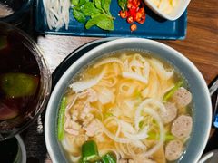 -港丽餐厅(杭大店)