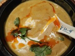 -美奈小馆·越南料理(中航城君尚购物中心店)