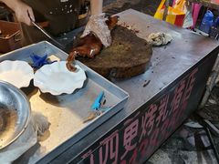 -黄记四更烤乳猪店
