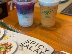 蝶豆花拿铁-Chom Cafe and Restaurant