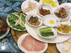 -桥香园云南过桥米线(金马碧鸡店)