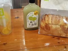 -奈雪的茶(亨特国际广场店)