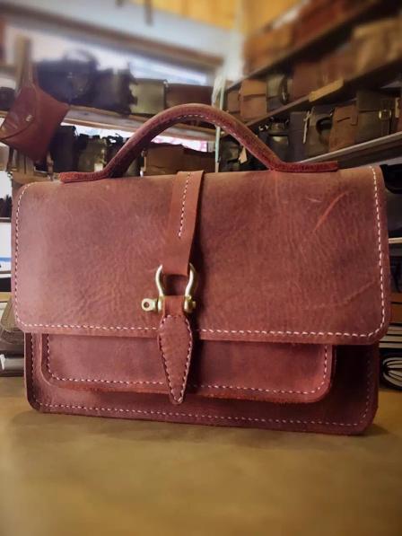 寻路人手工皮具-"售后服务很好,同样买东西,买完放心用,不.