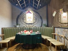 -叶派龙虾•招牌香辣蟹·海鲜(中海国际店)