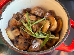 -LES ELITES 英集荟(南京西路店)