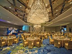 -上海松江假日酒店