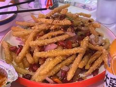 -海盗船. 龙虾烧烤. 酒馆