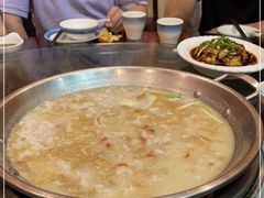 -老来福·非遗酸汤兔(凯旋路店)