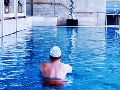 -成都华尔道夫酒店游泳池