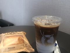 生椰拿铁-瑞幸咖啡(坂田乐汇城店)