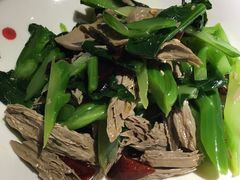 黑腐竹拌芥兰-雲蜀龙阁·金牌水煮鱼(方庄店)