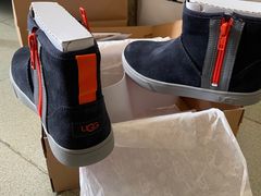 -UGG(燕莎奥特莱斯购物中心店)