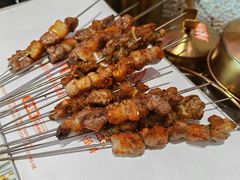 -小董哥烤串·爆汁大油边(故宫店)