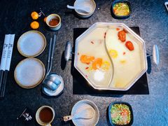 双拼锅底-新草堂锅物料理(泉城路店)