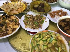 -何适山庄 ·可团建(水长城P2停车场店)