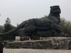 巨型老虎雕塑-北京动物园
