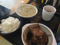 -香满春·酱香大骨饭(临河街店)