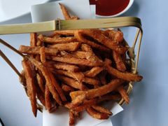 香炸红薯条-Kathleen's Waitan 凯圣琳江景西餐厅(外滩店)