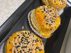 猫山王榴莲酥-维园悦谱·海派家常菜(乌鲁木齐南路店)