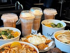 -W COLLECTIVE  DESSERT SHOP