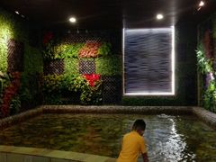 -泉城欧乐堡戏水湾艺术养生温泉