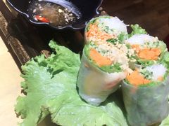 蜜桃大虾米纸卷-越谜·越南餐厅(长白店)