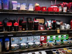 零售区-星巴克(南京南站北夹层店)