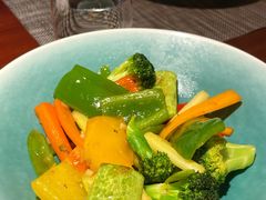 -MONICH牛排融合餐厅(和义大道购物中心店)